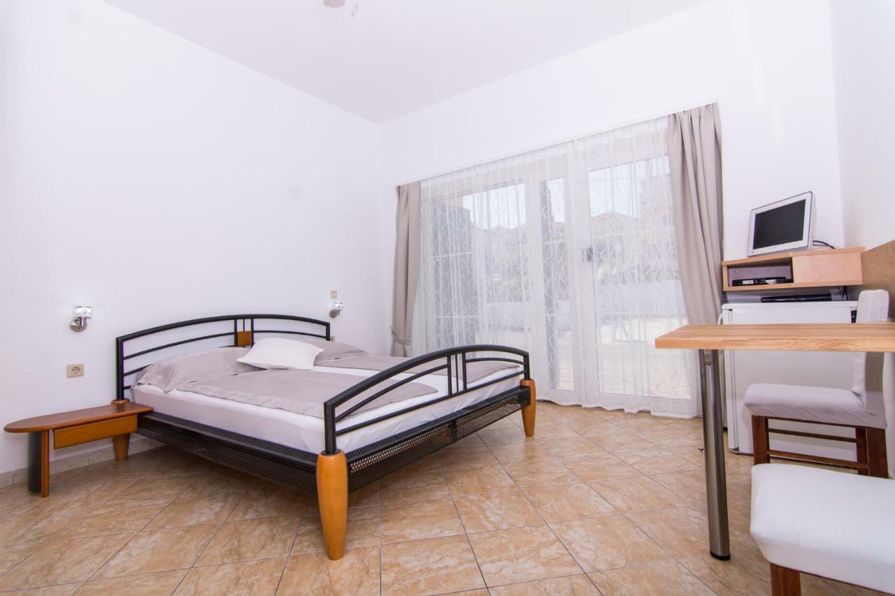 Apartmani Juric 特罗吉尔 外观 照片