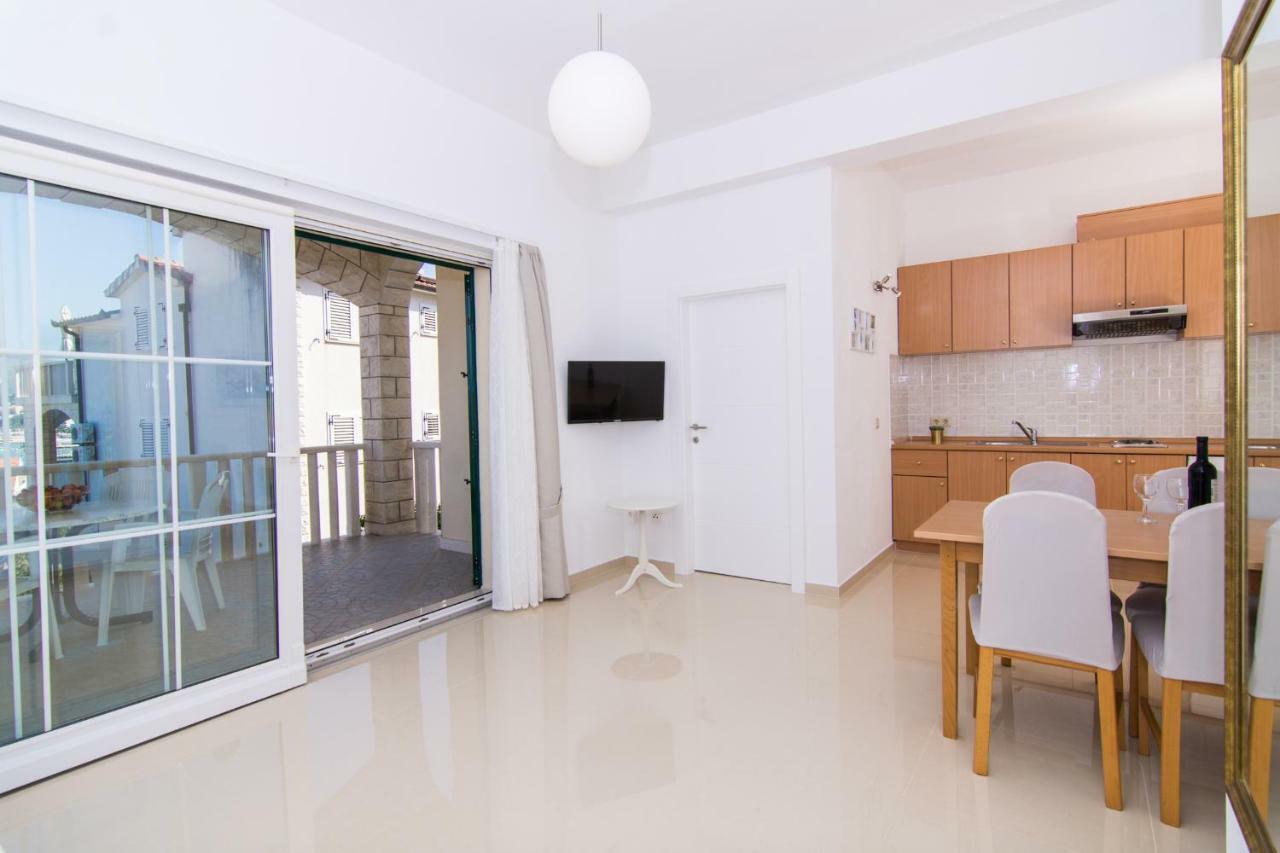 Apartmani Juric 特罗吉尔 外观 照片