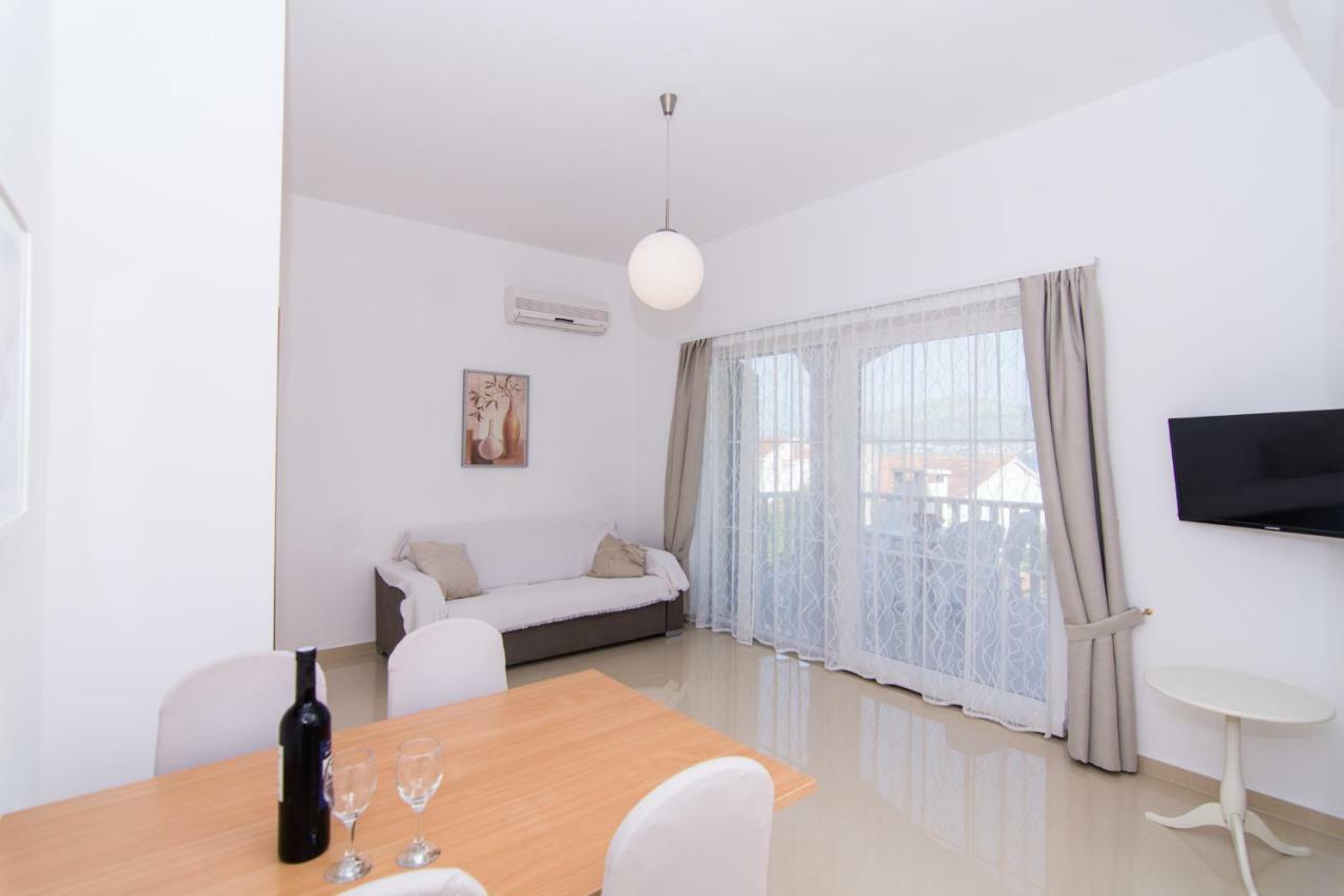 Apartmani Juric 特罗吉尔 外观 照片