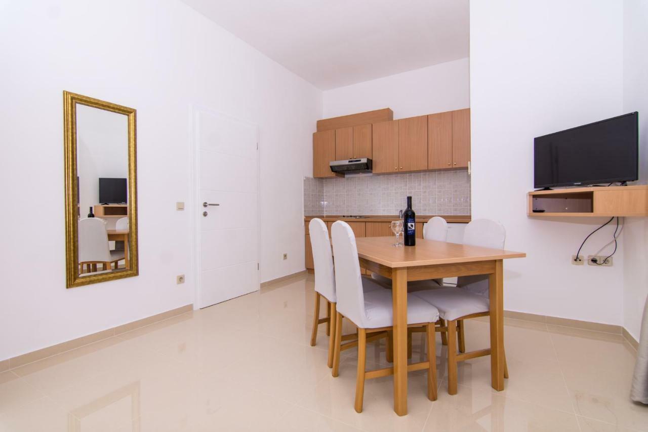Apartmani Juric 特罗吉尔 外观 照片