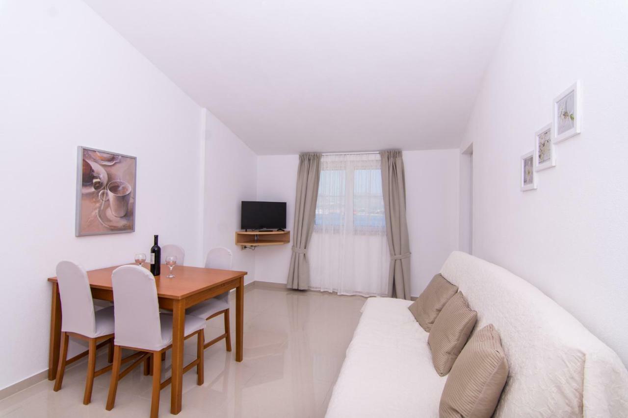 Apartmani Juric 特罗吉尔 外观 照片