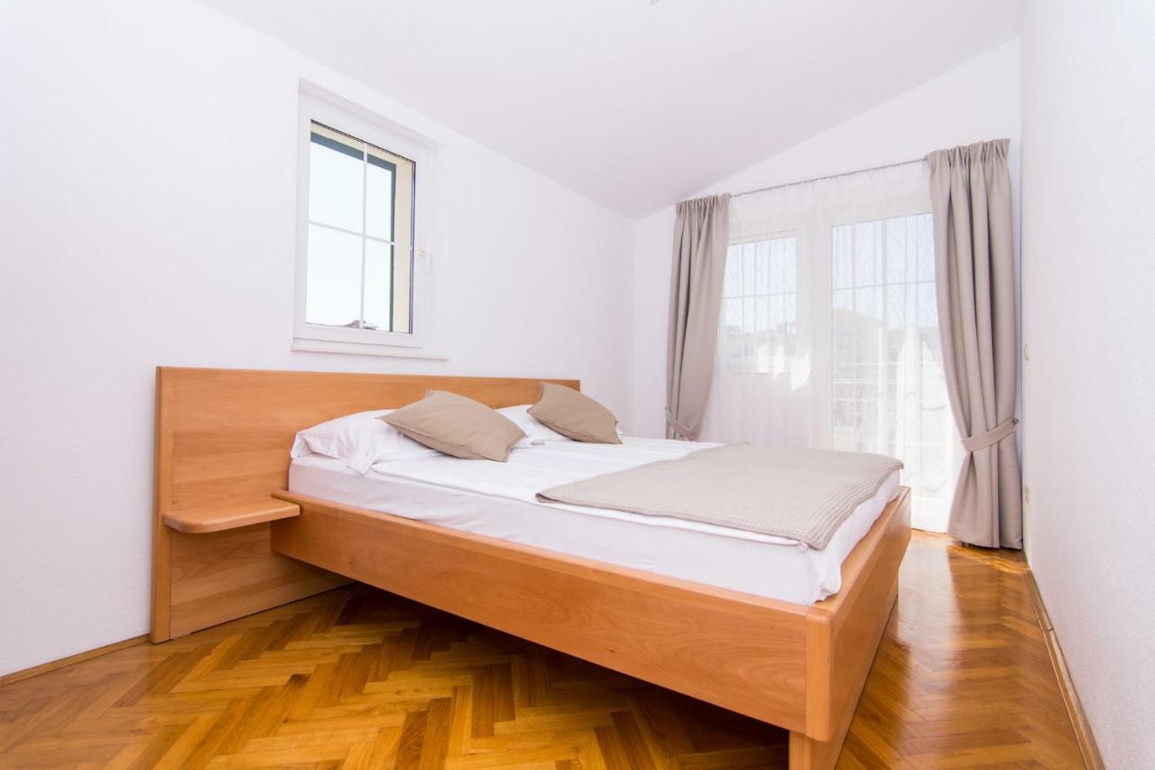Apartmani Juric 特罗吉尔 外观 照片